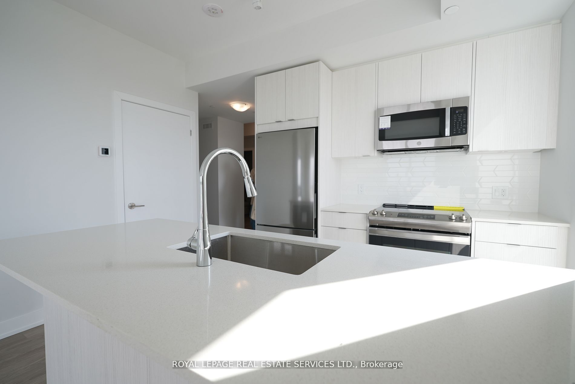 Additional image 5 of 3601-4130 Parkside Village Drive, Mississauga, ON, L5B 0L7