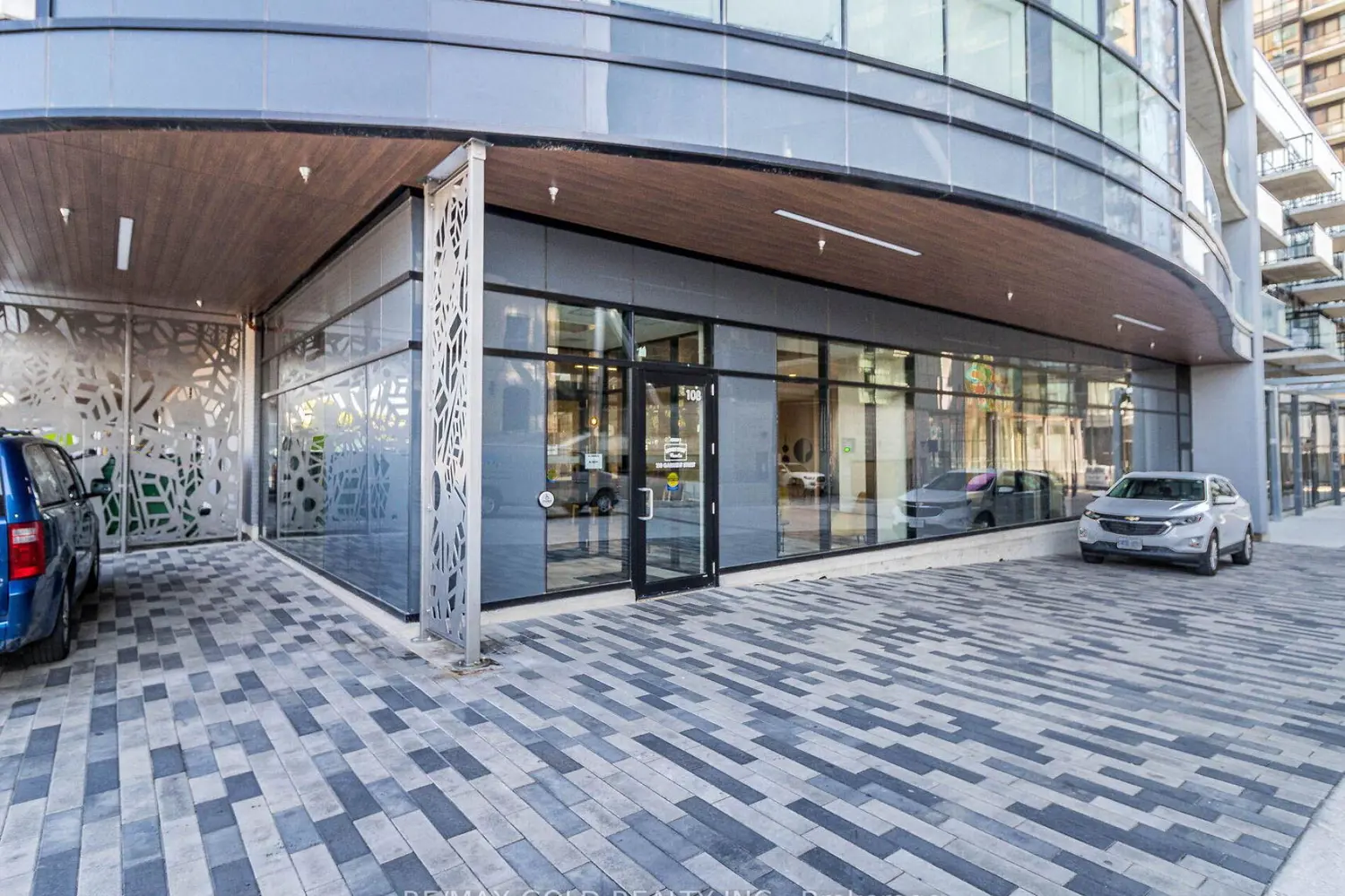 Additional image 2 of 108 Garment Street 1011