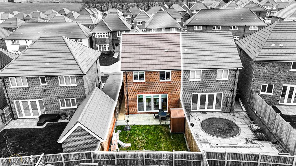 Additional image 27 of 3 bed semi-detached house for saleSilverdale Grove, Amington, Tamworth, Staffordshire B77
