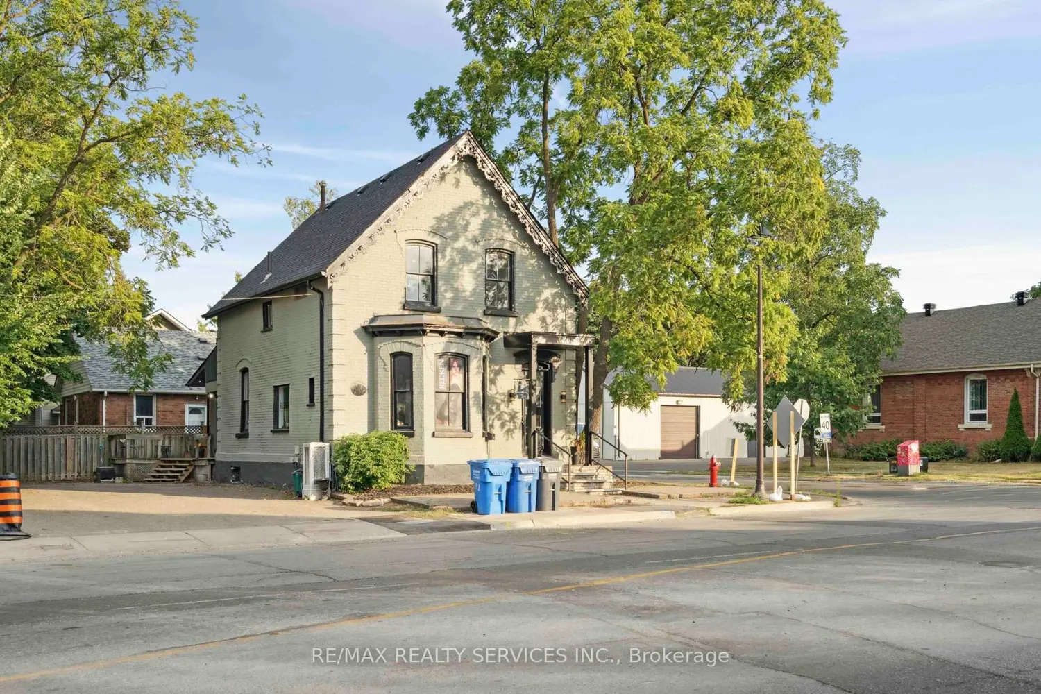 Additional image 2 of 127 Queen Street