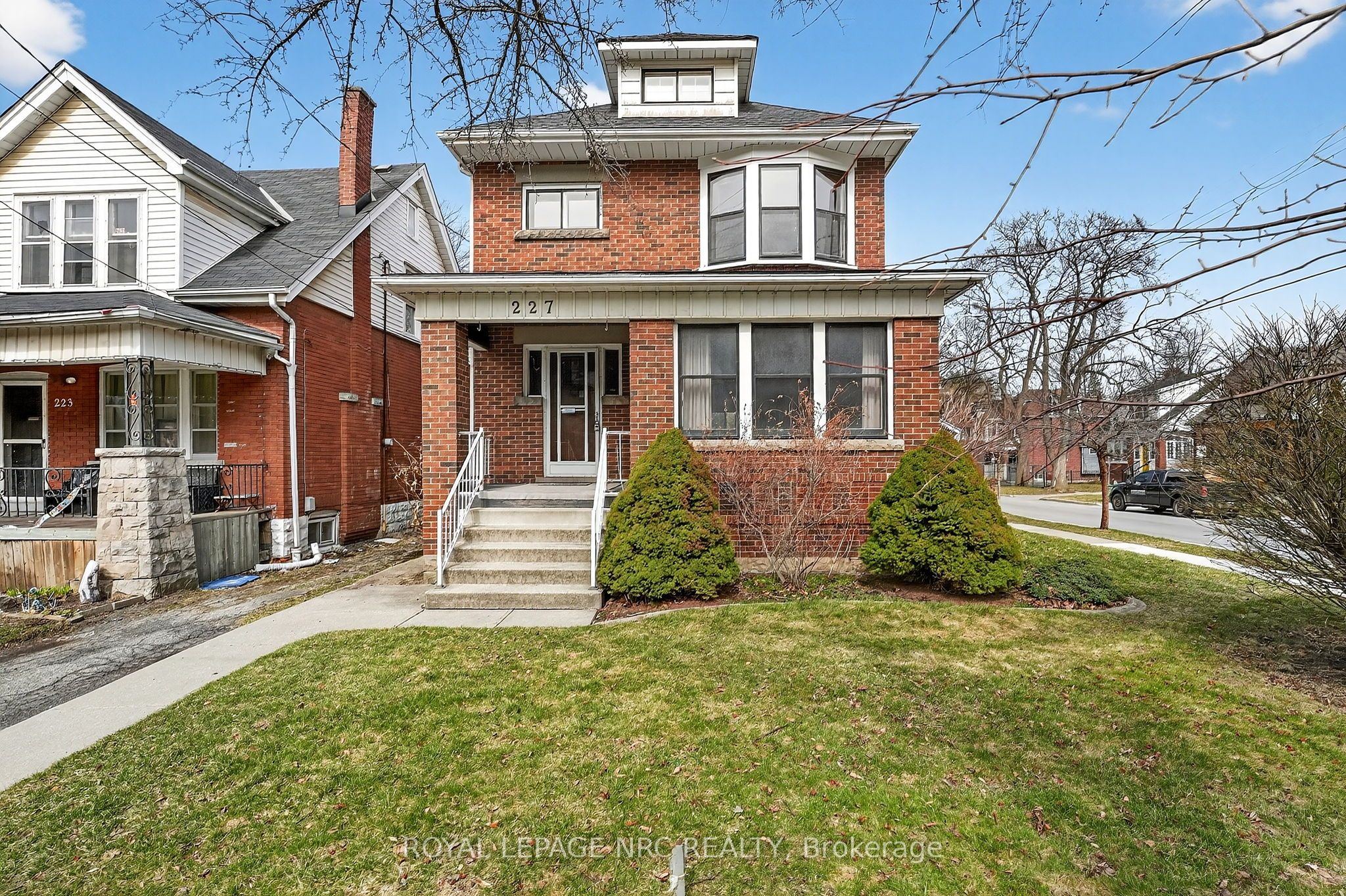 227 Cumberland Avenue, Hamilton, ON, L8M 1Z8