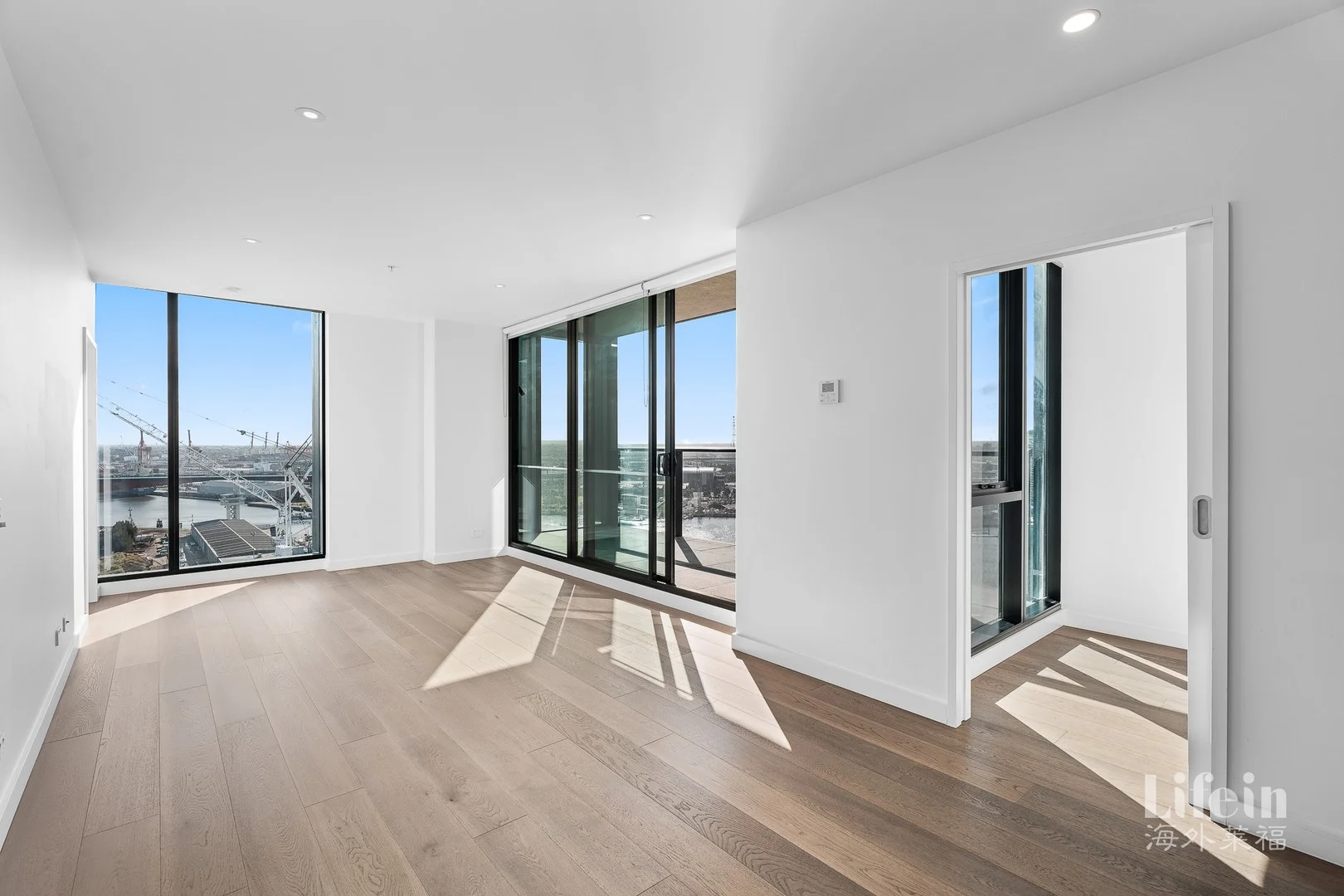1803/915 Collins Street, Docklands VIC 3008