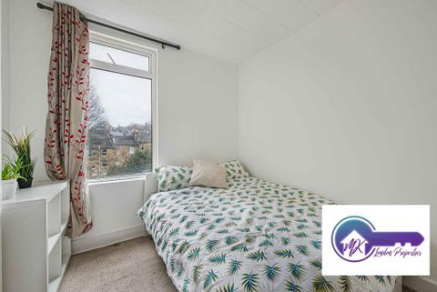 Vicarage Park, London SE18, Room to rent