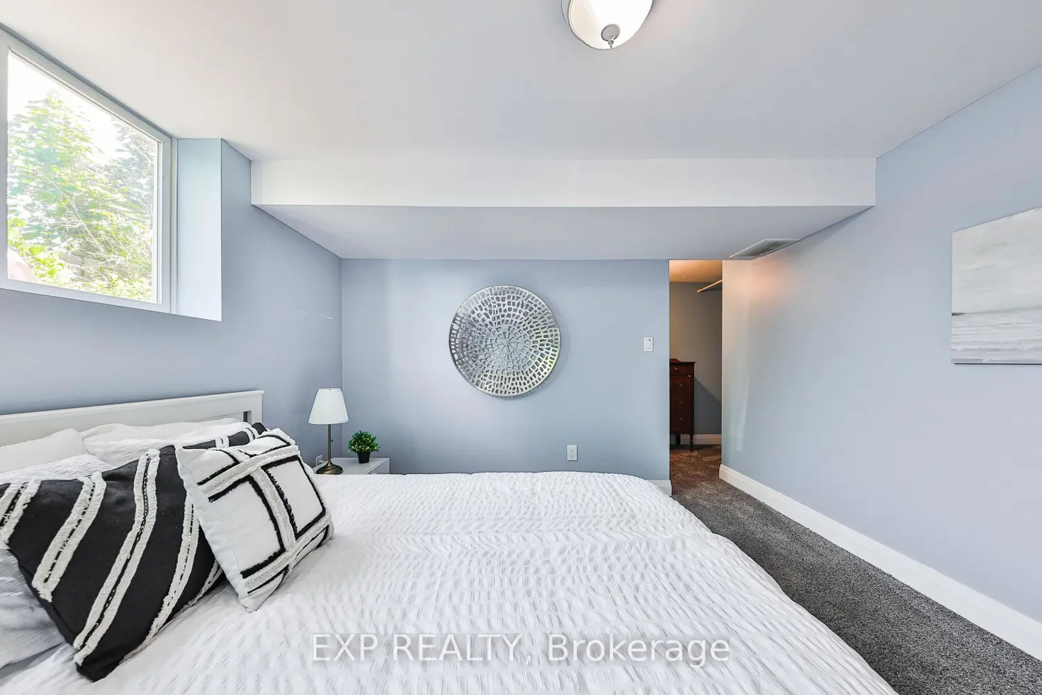 Additional image 19 of 172 Hanover Place