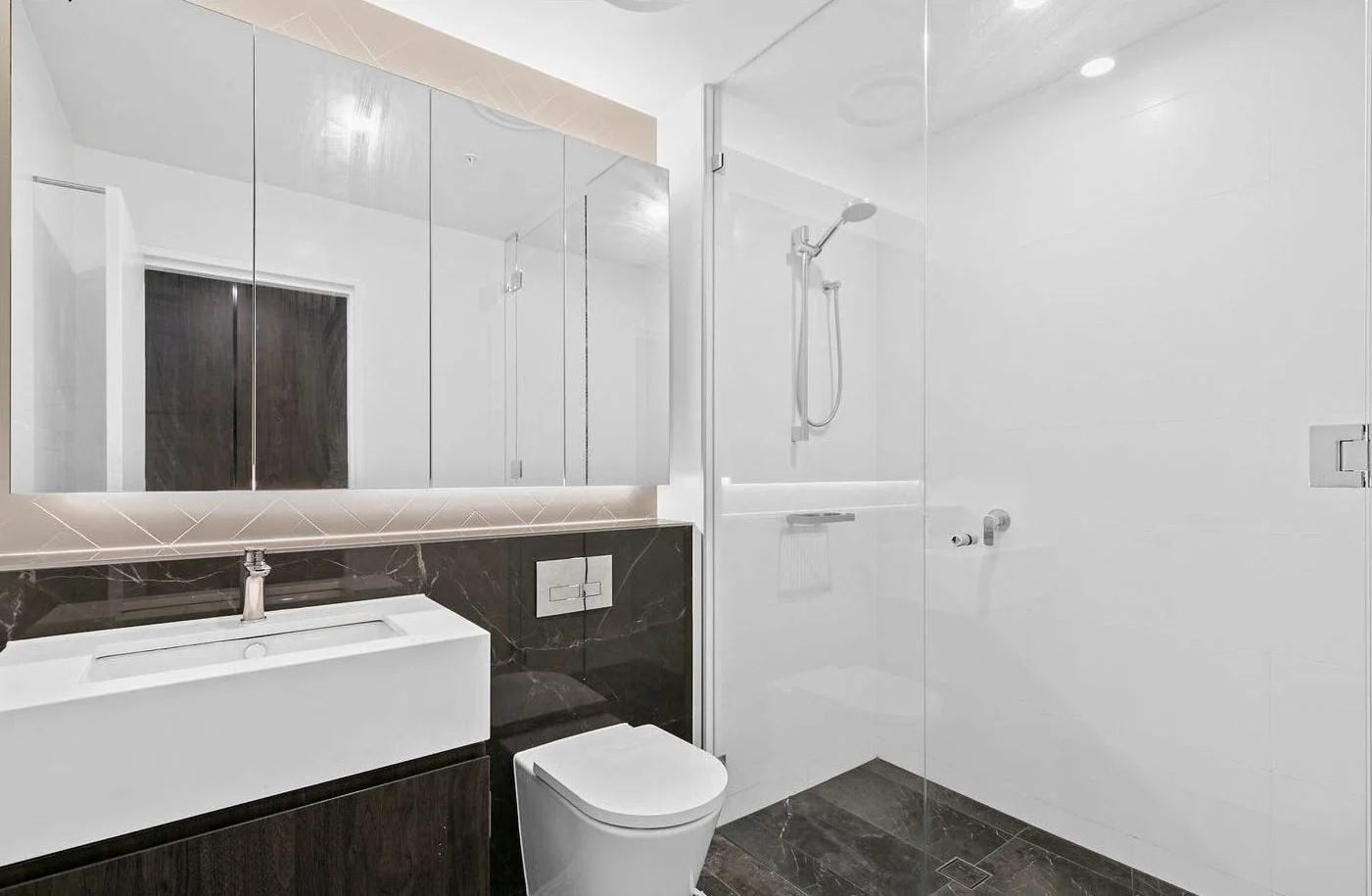 Additional image 5 of 805/500 Pacific Highway, St Leonards NSW 2065