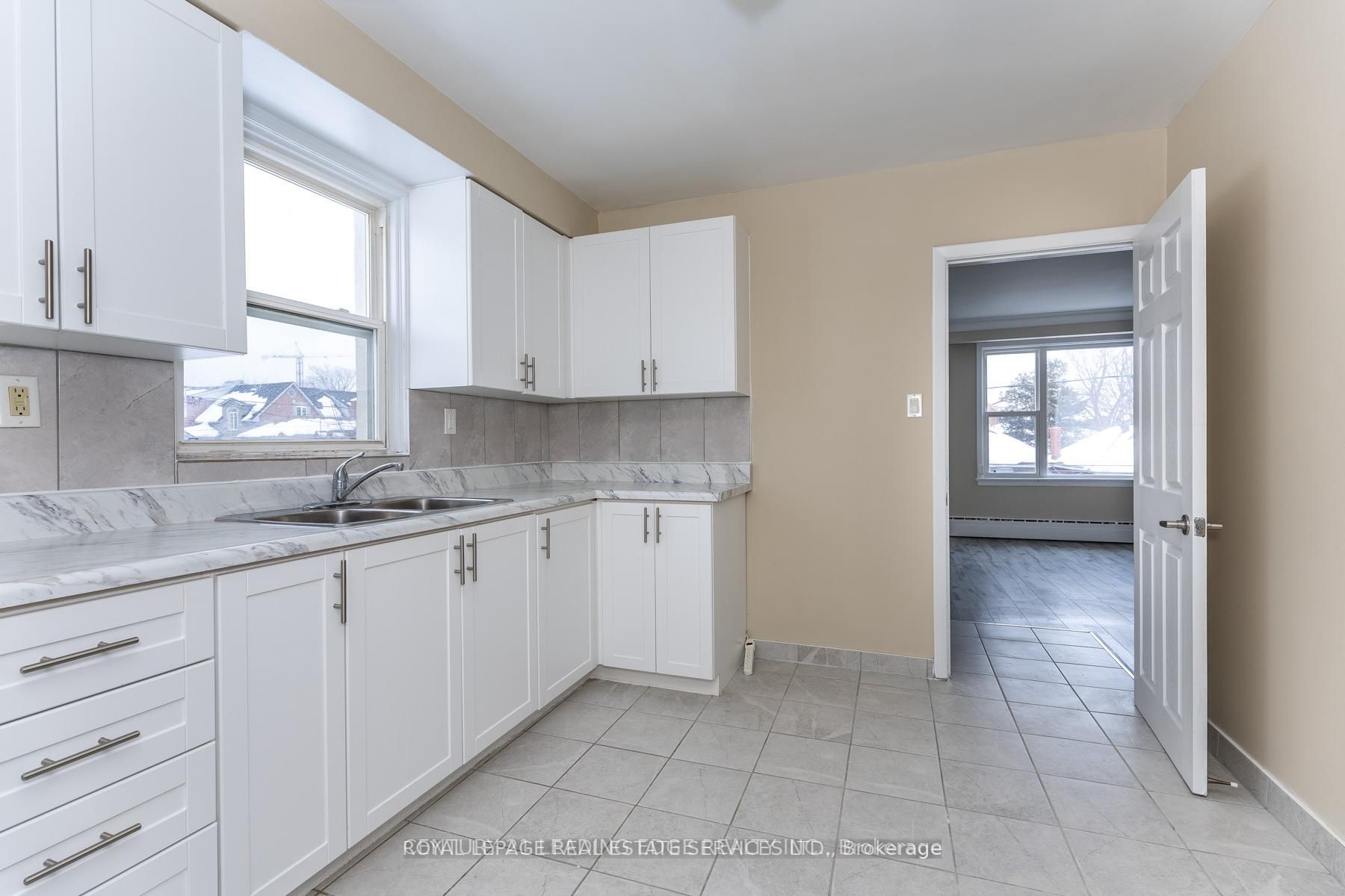 Additional image 5 of 2-62 Branstone #2 Road, Toronto, ON, M6Z 4E4