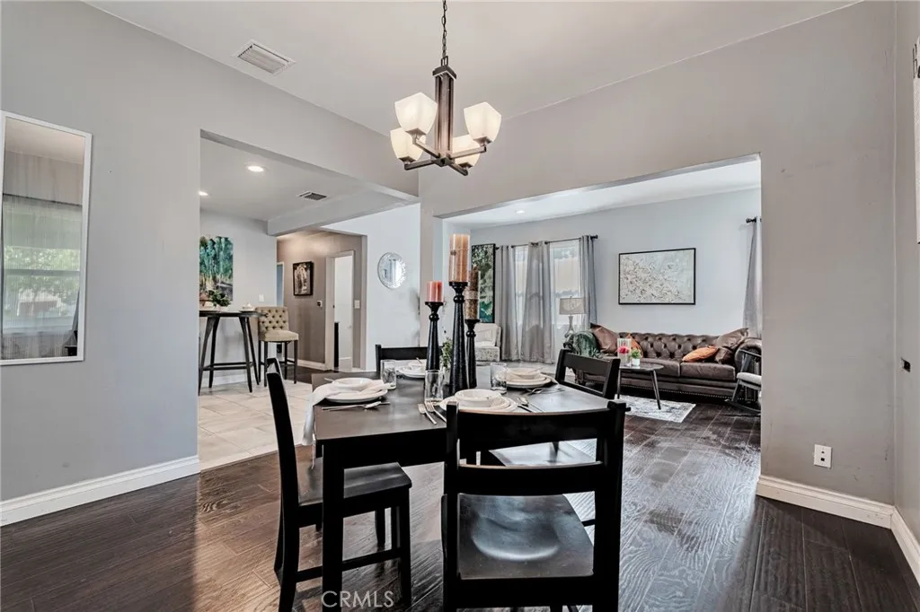 Additional image 51 of 70 W Claremont St, Pasadena, CA 91103