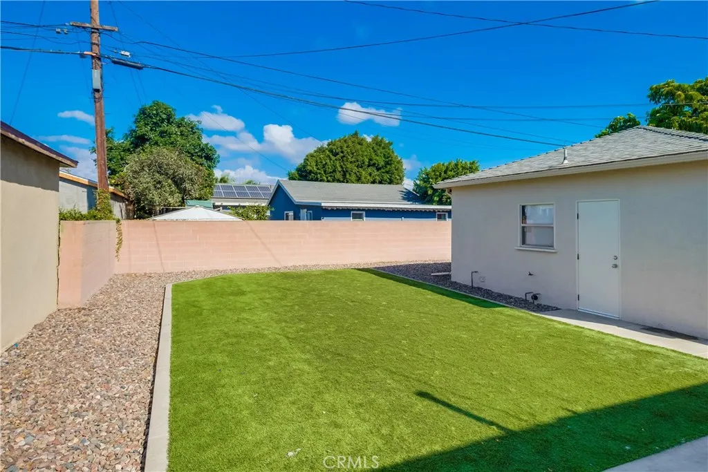 Additional image 41 of 2709 E Van Buren St, Long Beach, CA 90810