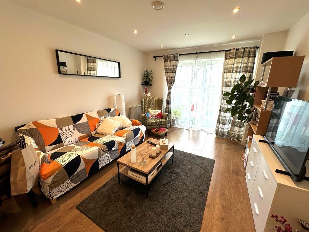 Additional image 3 of 2 bed flat for saleStirling Drive, Luton, Bedfordshire LU2