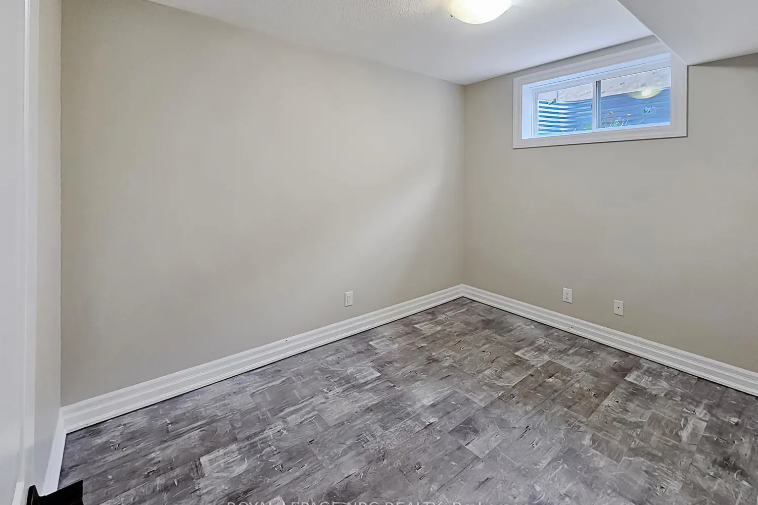 Additional image 17 of 5784 Ironwood Street