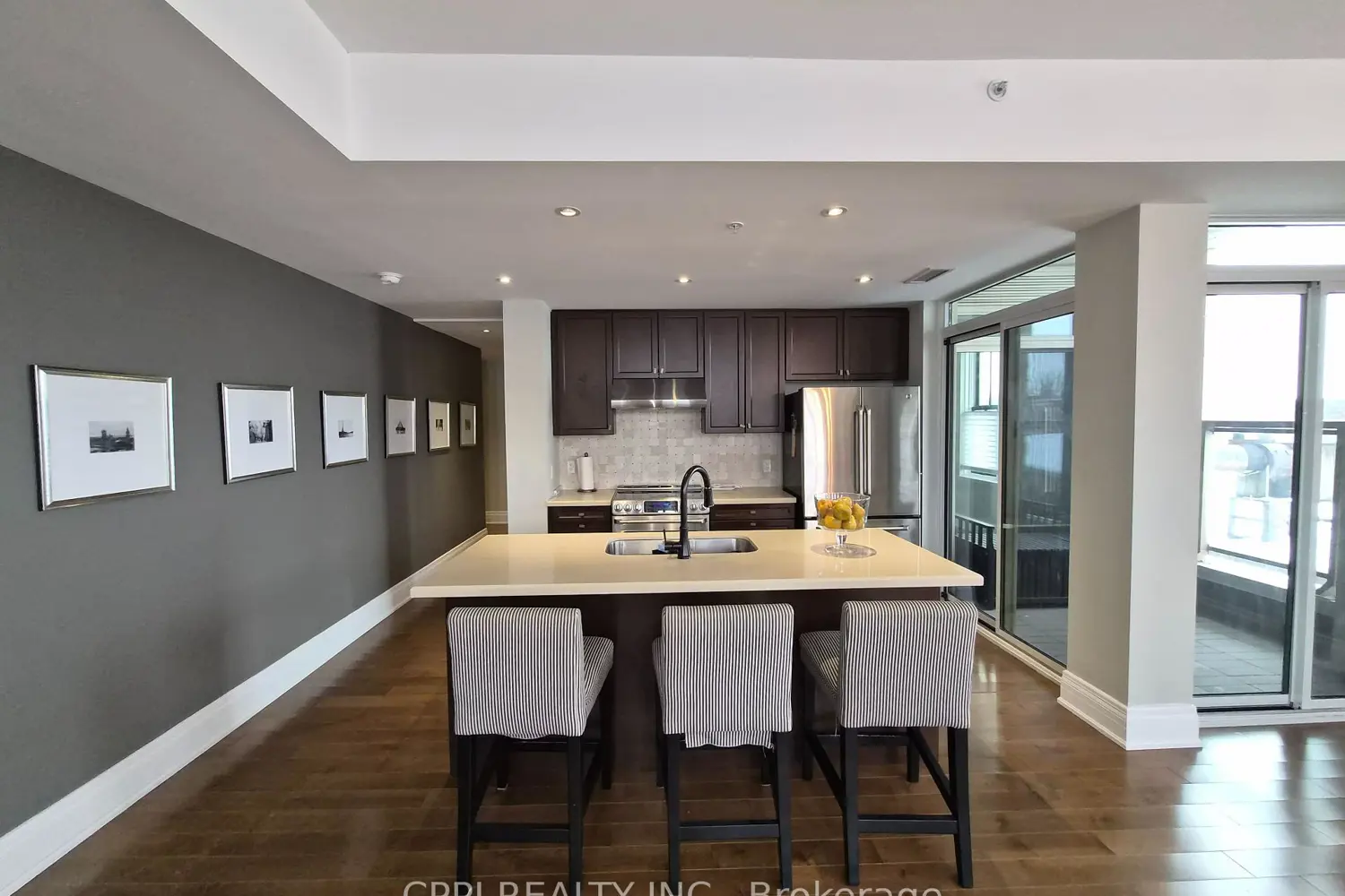 Additional image 2 of 68 Main Street 329