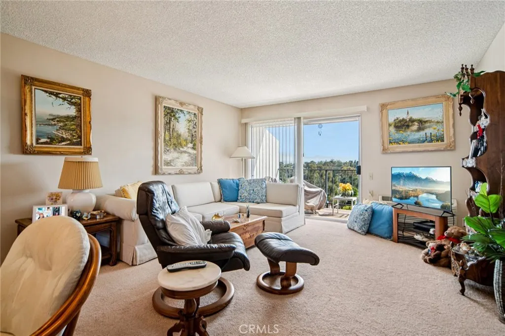 Additional image 5 of 3337 Punta Alta Unit 3C, Laguna Woods, CA 92637
