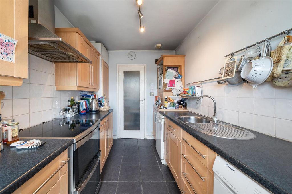 Additional image 9 of 1 bed flat for saleClifton Place, London W2