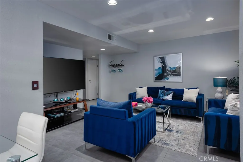 Additional image 44 of 5301 E Waverly Dr Unit 211, Palm Springs, CA 92264