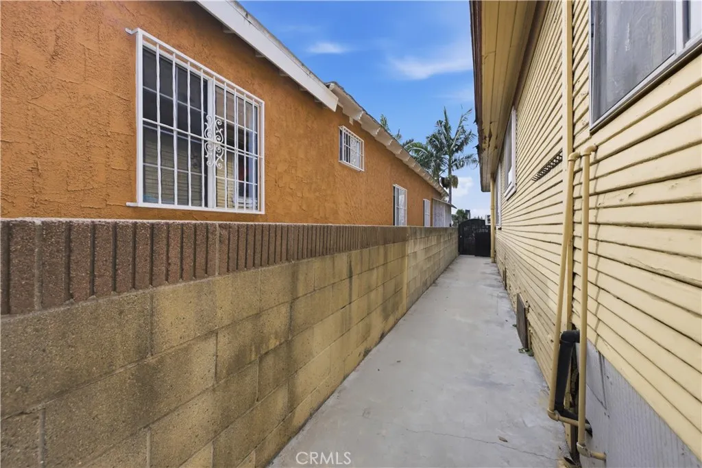 Additional image 37 of 1720 Orchard Ave, Los Angeles, CA 90006