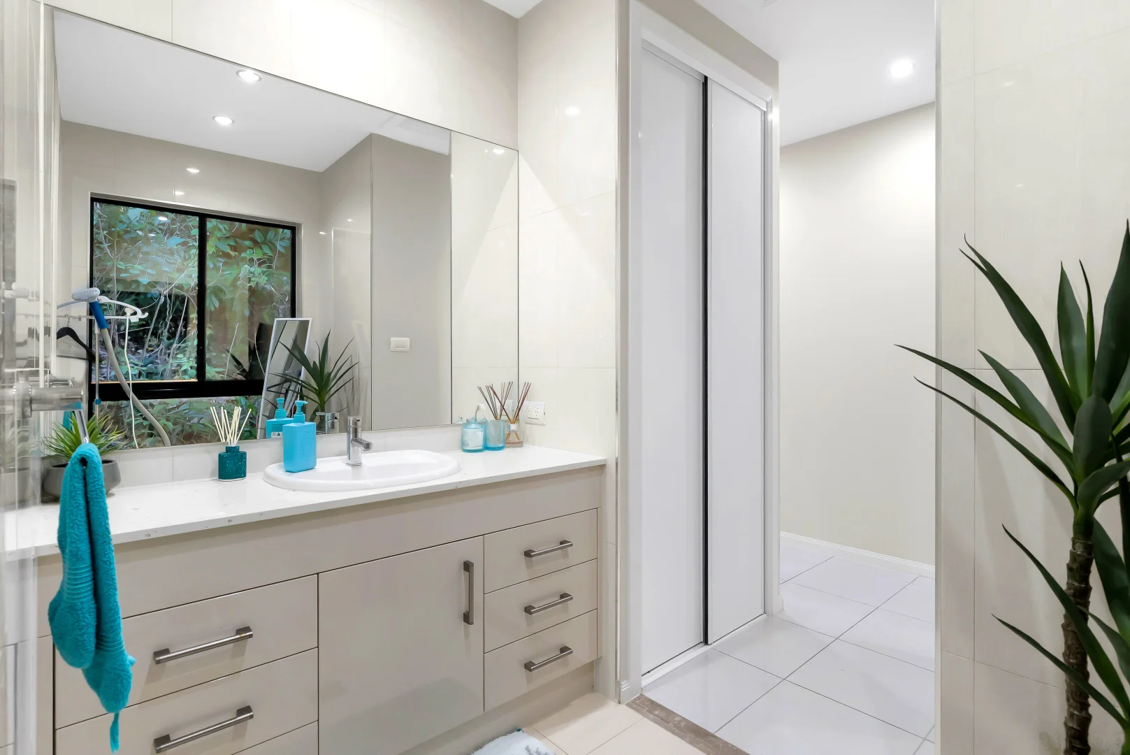 Additional image 26 of 11 Oceanview Place, Mooroobool QLD 4870