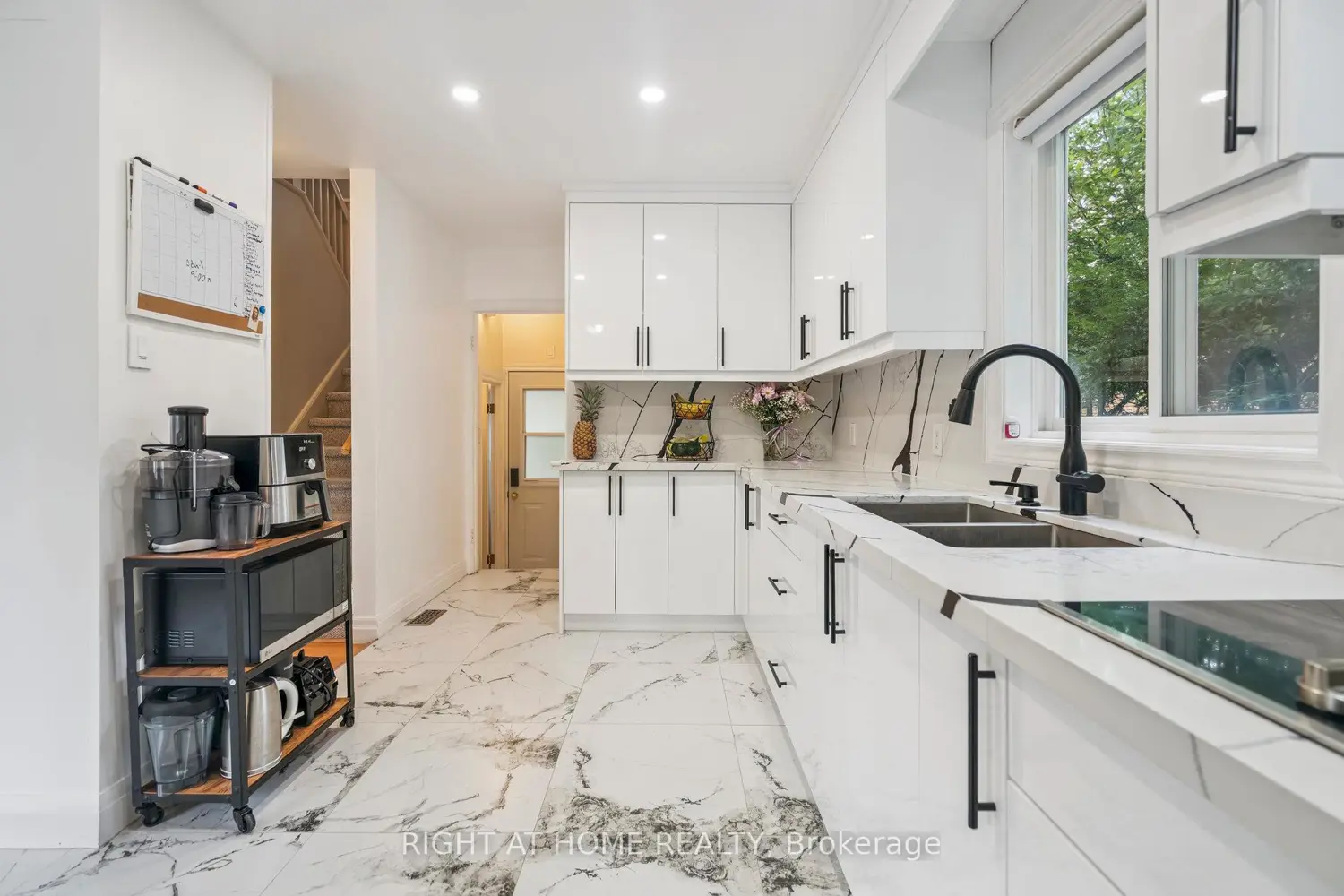 Additional image 7 of 2343 Mountainside Drive