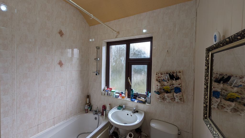 Additional image 5 of 2 bed terraced house for saleBawtry Road, Sheffield S9