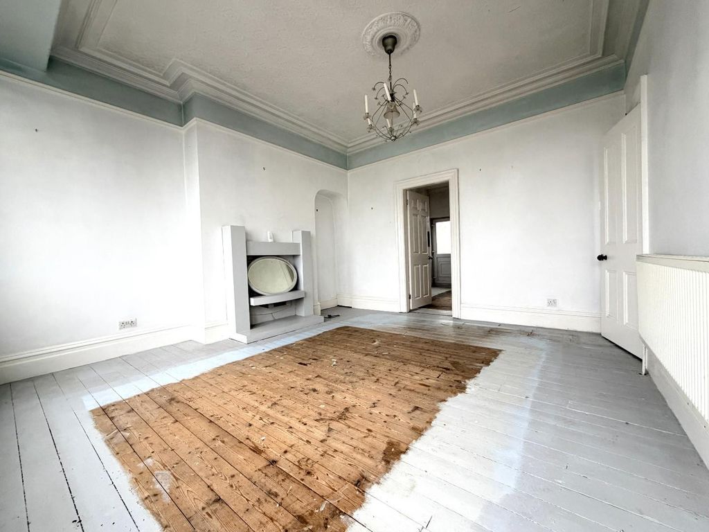 Additional image 4 of 1 bed flat for saleThe Cliff, Seaton Carew, Hartlepool TS25