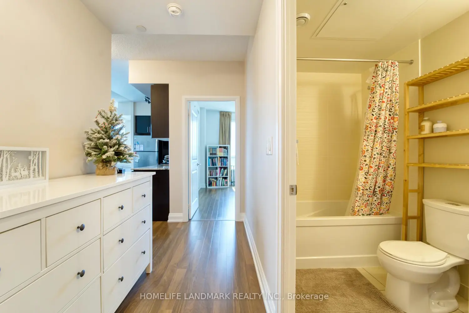 Additional image 5 of 7171 Yonge Street 1201