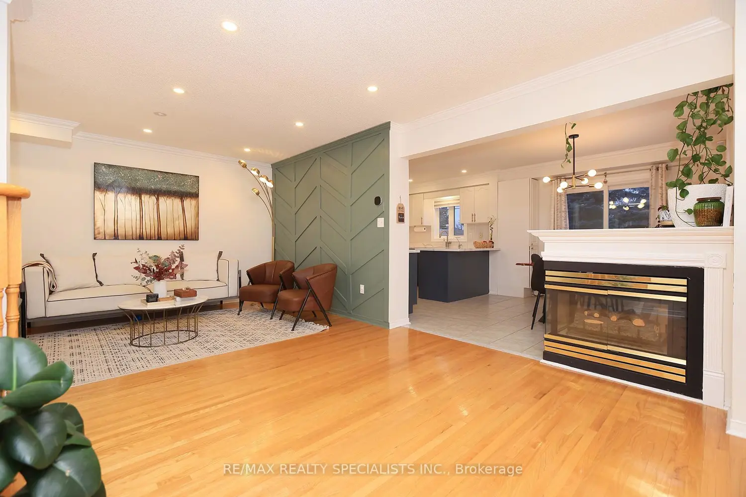 Additional image 5 of 1575 South Parade Court 34