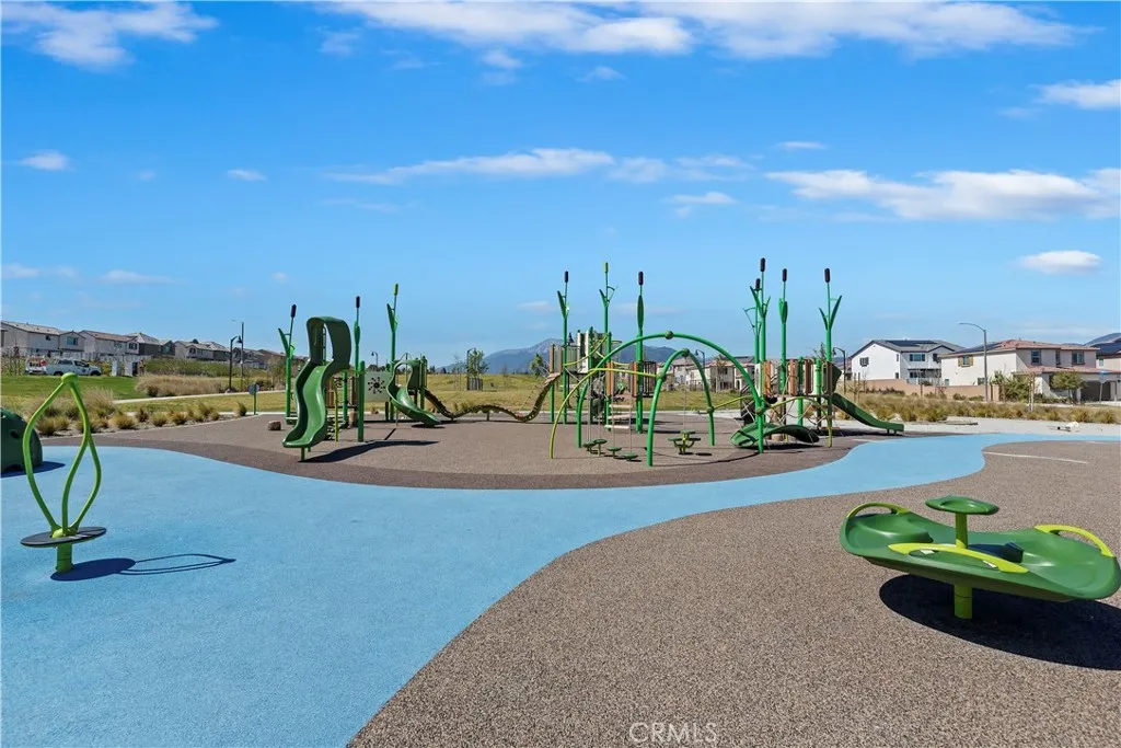 Additional image 63 of 364 Castaic Way, Rialto, CA 92377