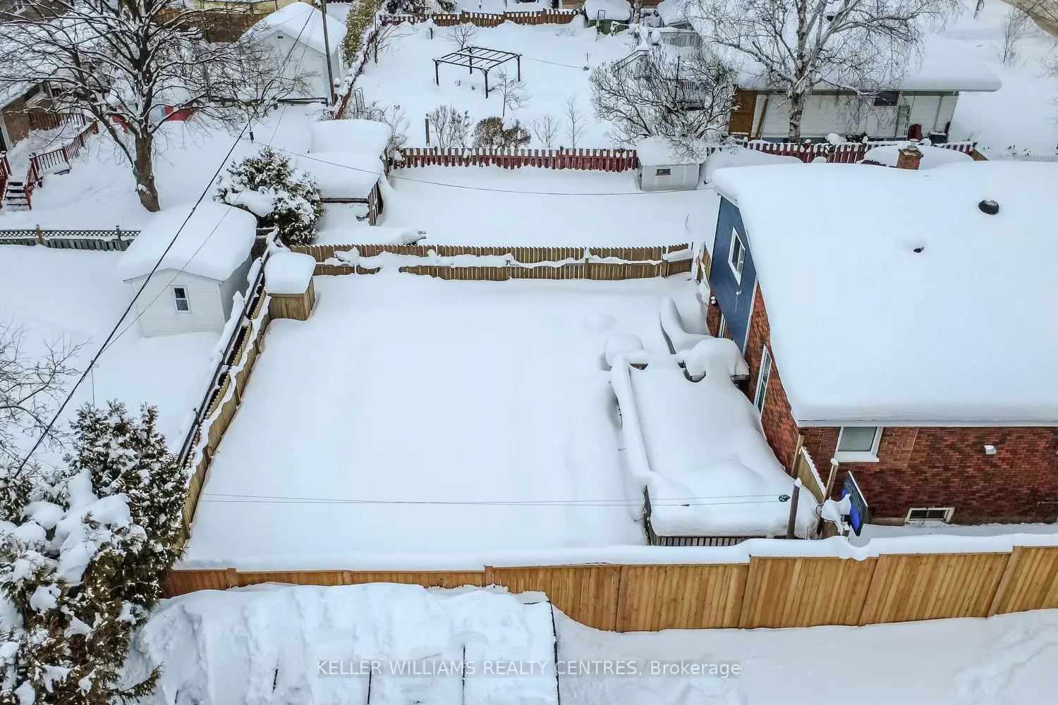 Additional image 19 of 318 Colborne Street