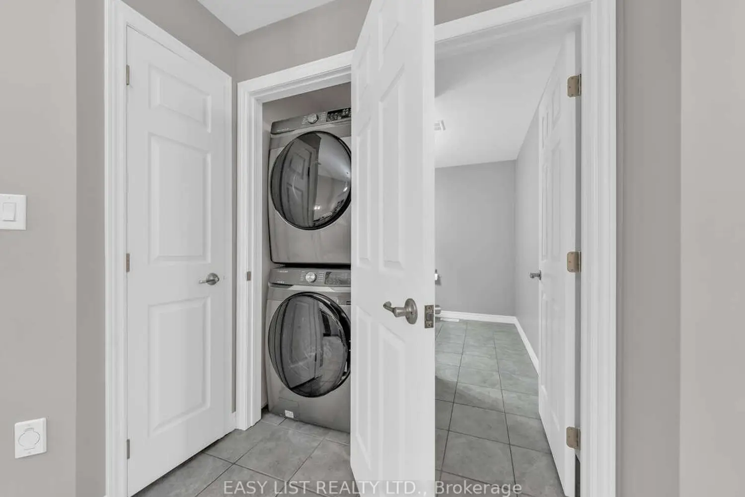 Additional image 11 of 1585 Skinner Street