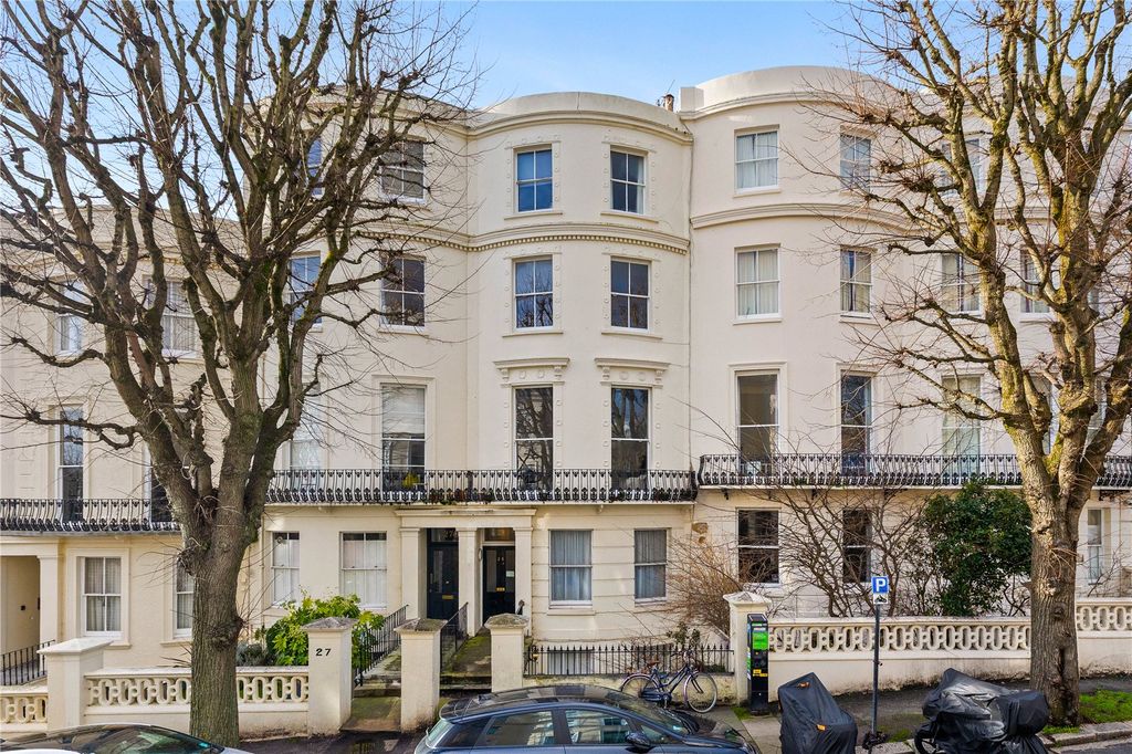 2 bed flat for saleBrunswick Road, Hove, East Sussex BN3