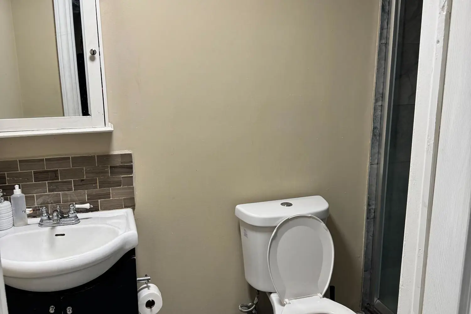 Additional image 17 of 8 Bayridge Drive