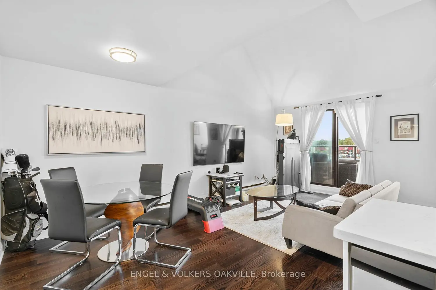 Additional image 4 of 100 Bronte Road 416