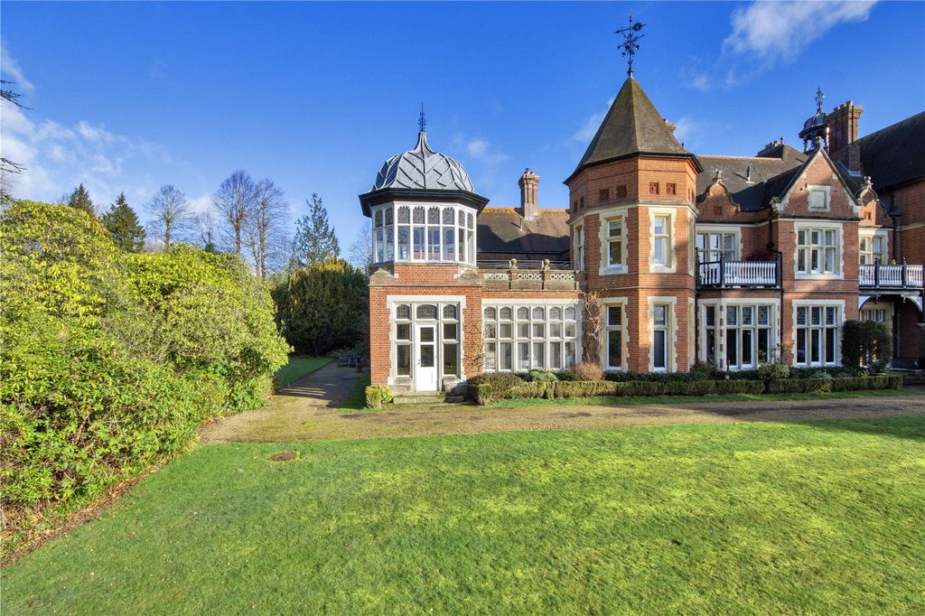 Additional image 14 of 2 bed flat for saleNorth Frith Park, Hadlow, Tonbridge, Kent TN11