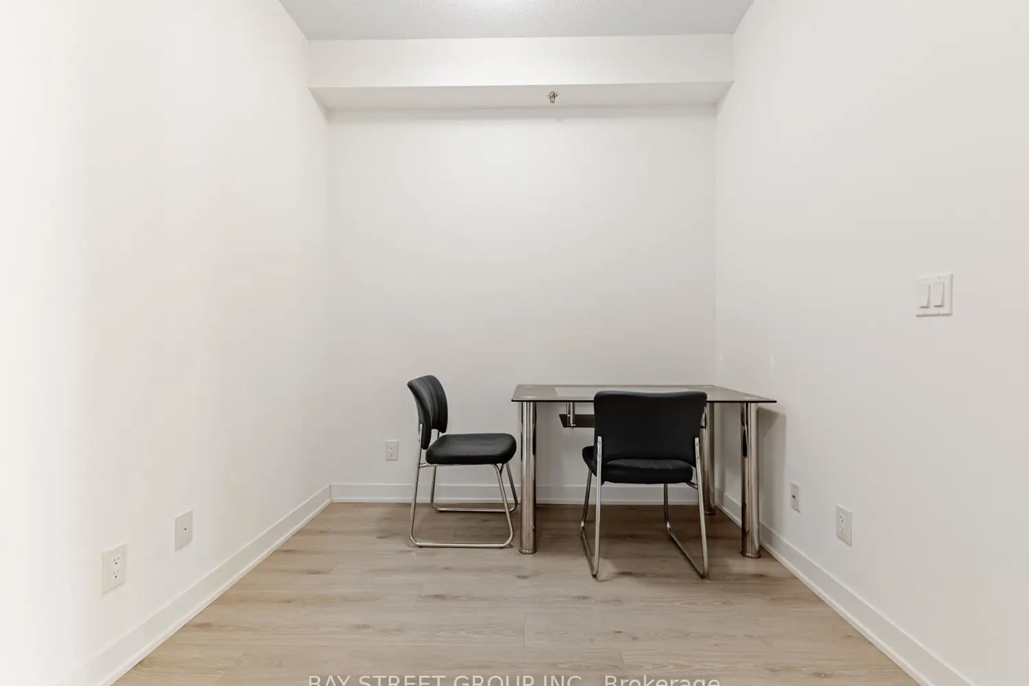 Additional image 3 of 195 Bonis Avenue 508