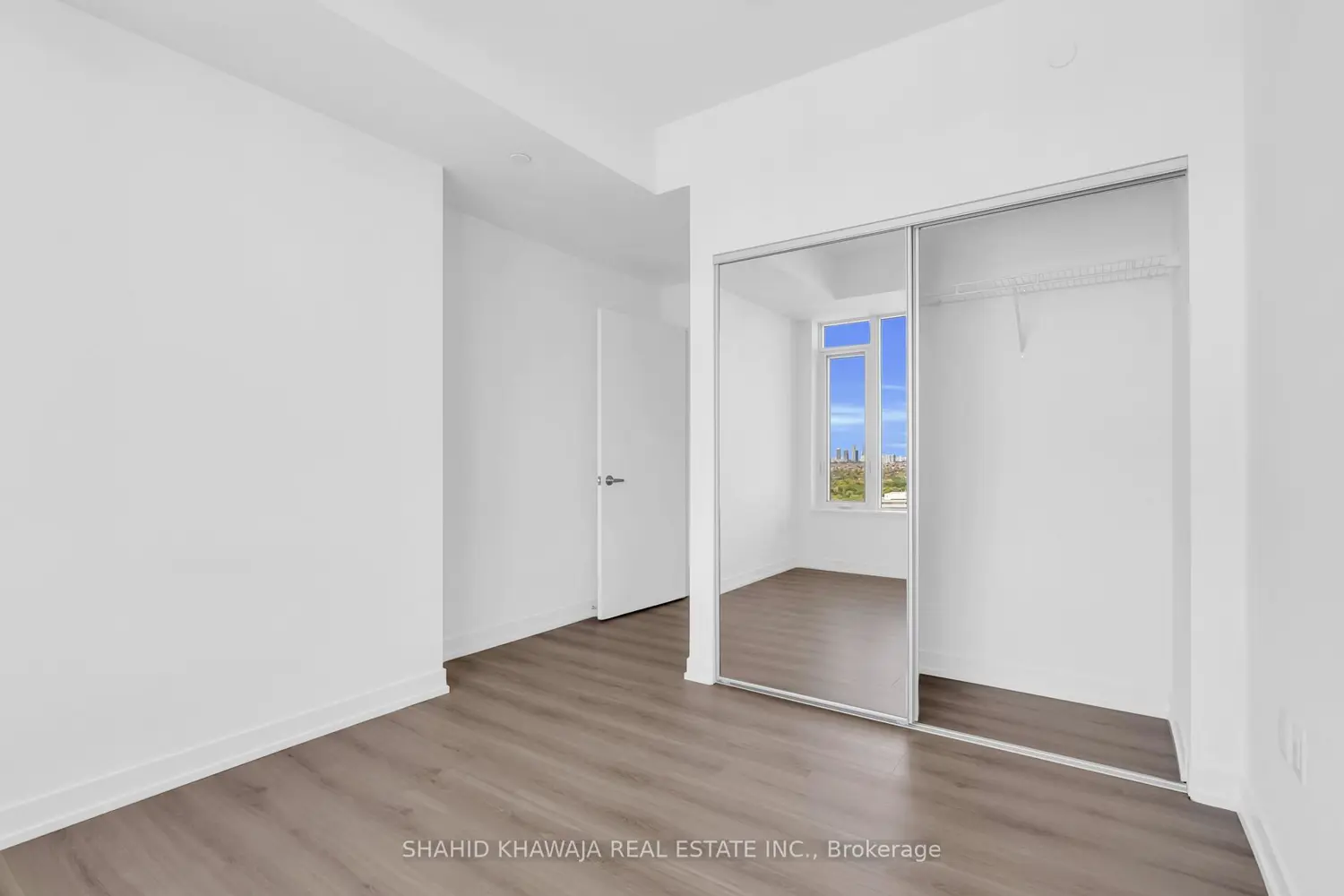 Additional image 17 of 2485 Eglinton Avenue 1415