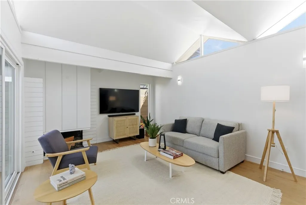 Additional image 45 of 258 Walnut St, Newport Beach, CA 92663