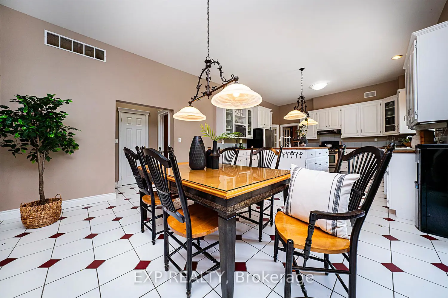 Additional image 7 of 16 Audubon Way