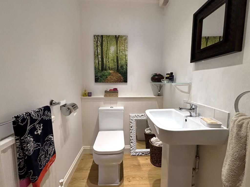 Additional image 13 of 4 bed detached house for sale22 Broomhead Park, Dunfermline KY12