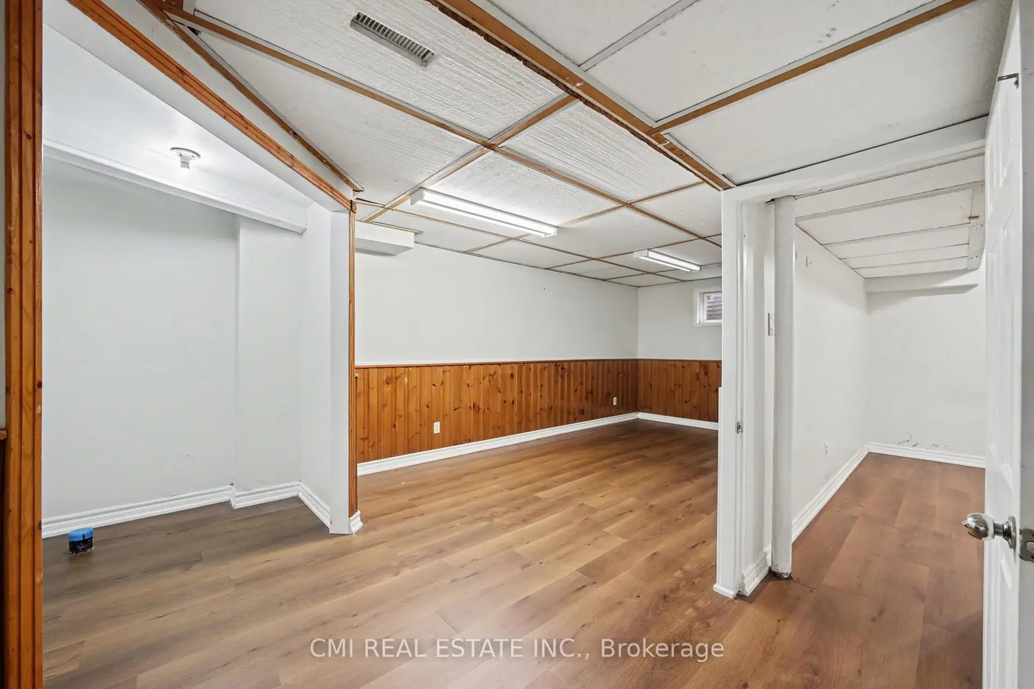 Additional image 15 of 993 Lucerne Crescent