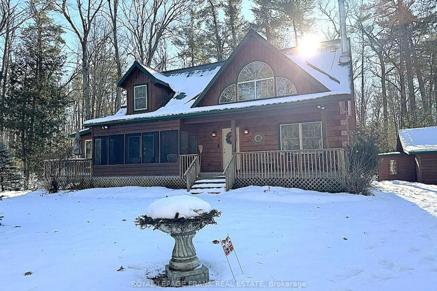 120 Sugarbush Crescent