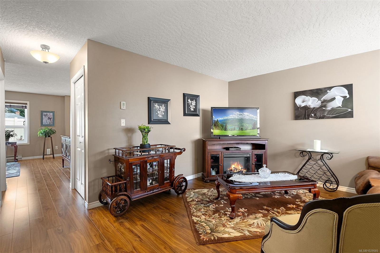 Additional image 2 of 107-2721 Jacklin Road, Langford, BC, V9B 3X7