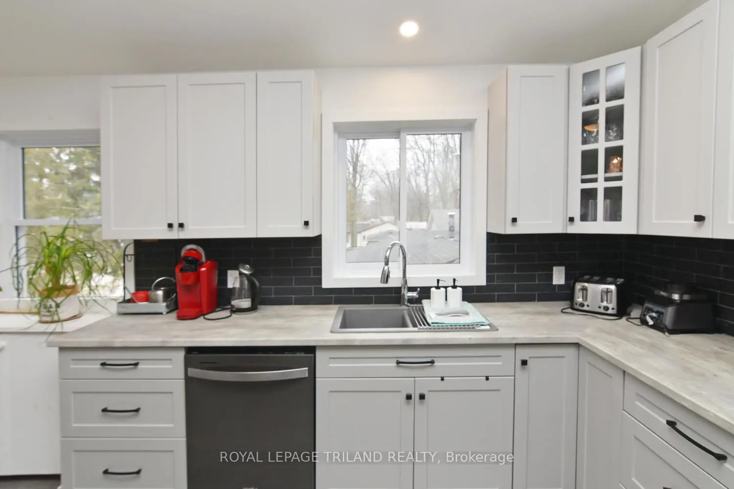 Additional image 7 of 9904 Lake Road