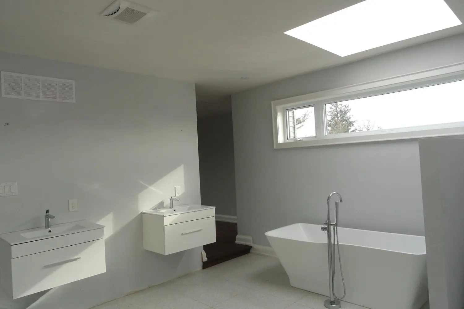 Additional image 13 of 33 Edwin Avenue