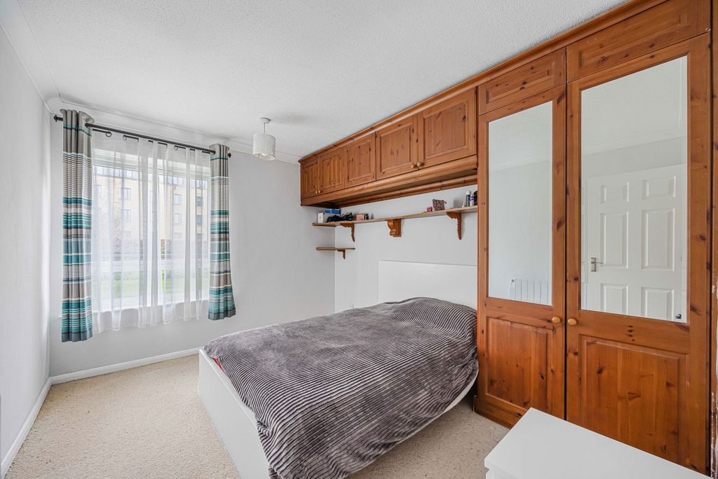 Additional image 9 of 2 bed flat for saleHillcourt Road, Cheltenham GL52