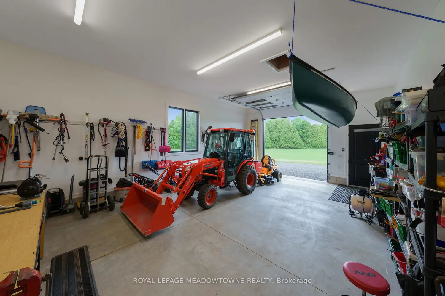 Additional image 19 of 6089 First Line