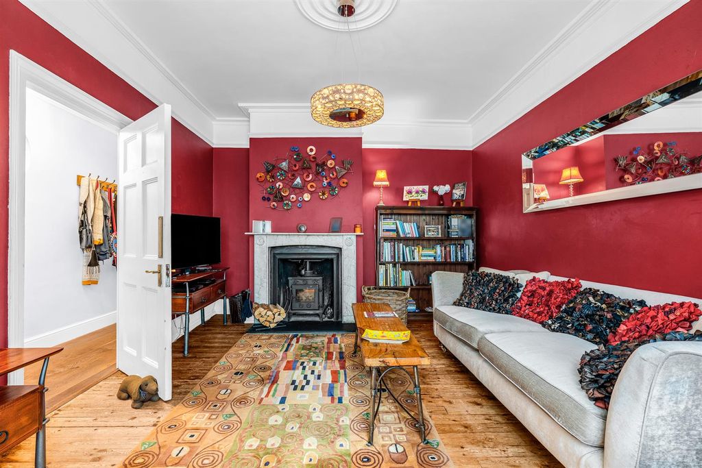 Additional image 7 of 3 bed semi-detached house for saleNorth Road, Hertford SG14