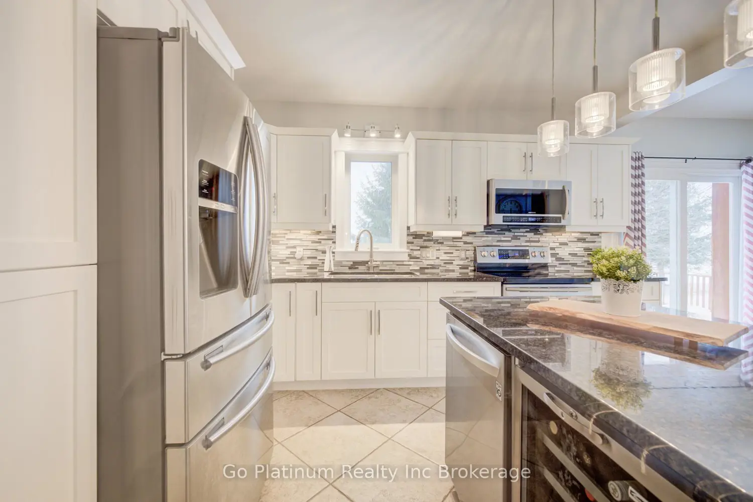 Additional image 6 of 325602 Norwich Road