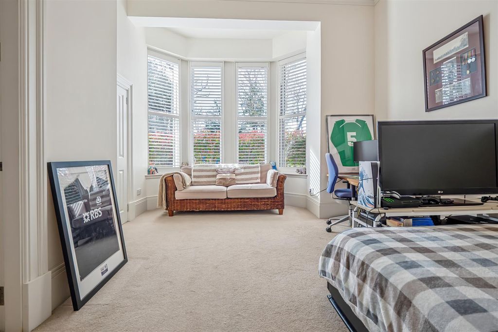 Additional image 31 of 3 bed flat for saleHelenslee Road, Dumbarton G82