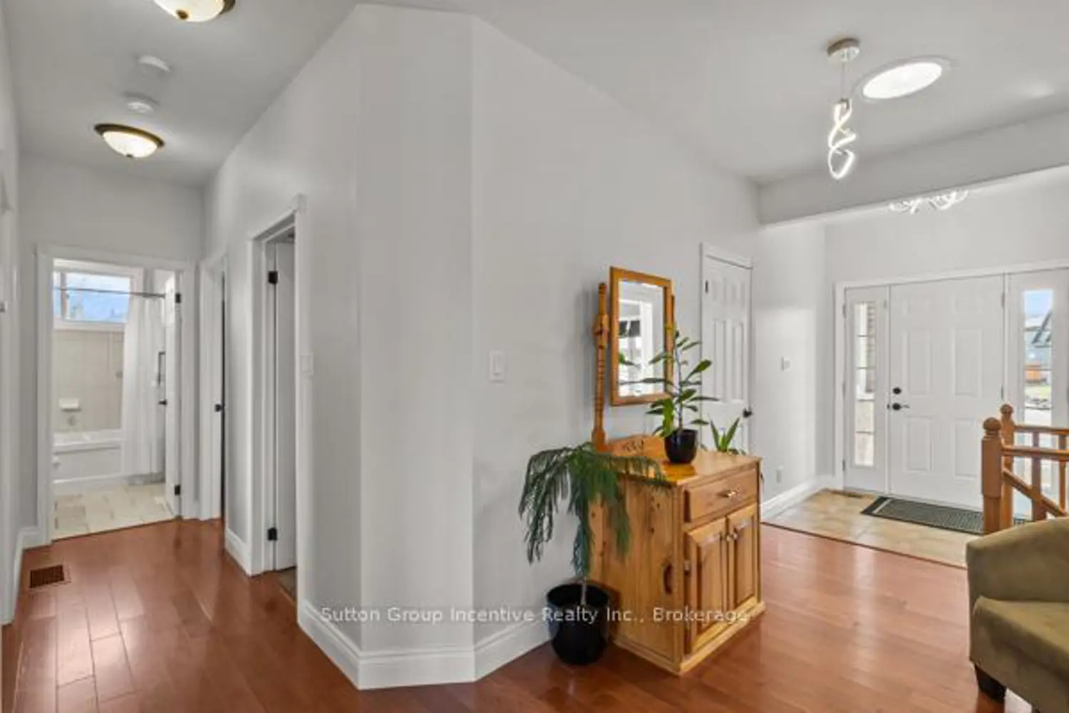 Additional image 16 of 22 Bourgeois Beach Road