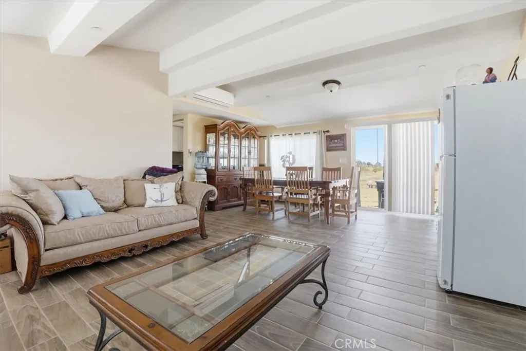 Additional image 6 of 12601 Nandina Rd, Phelan, CA 92371