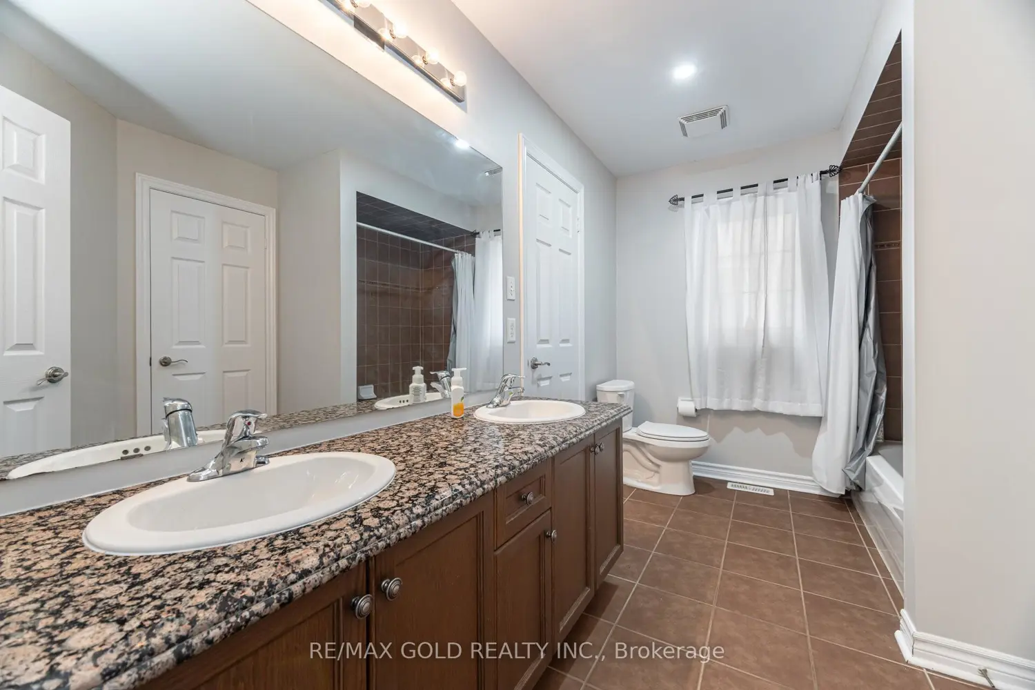 Additional image 13 of 15 Oakhaven Road